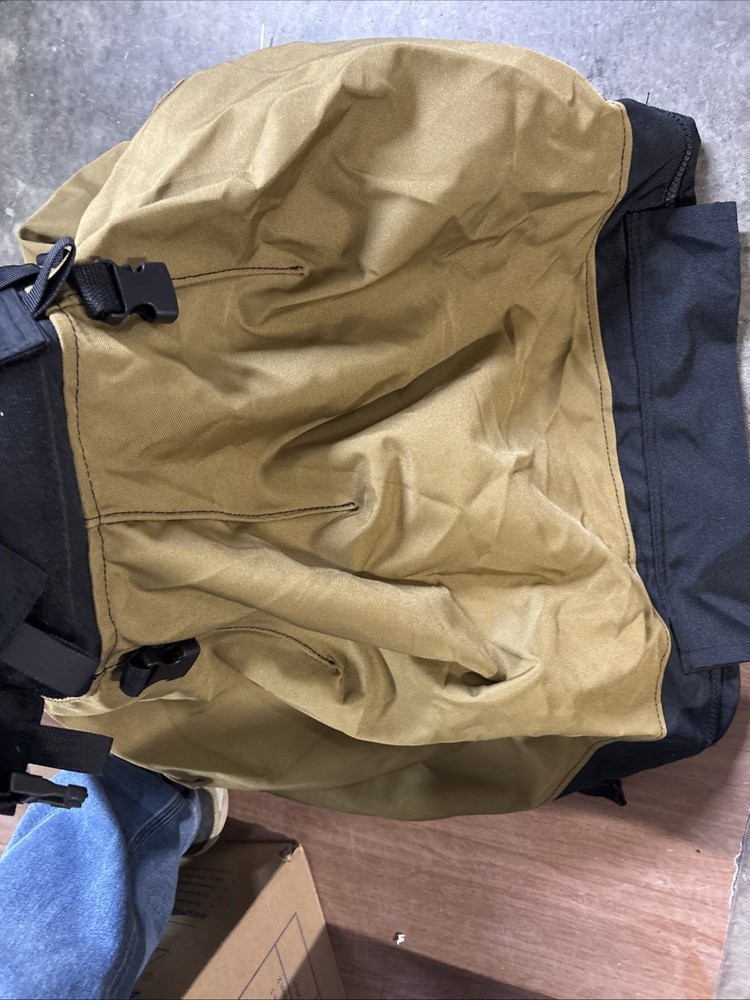 Urban Worm Company Composting Continuous Flow Worm Bag Black Only