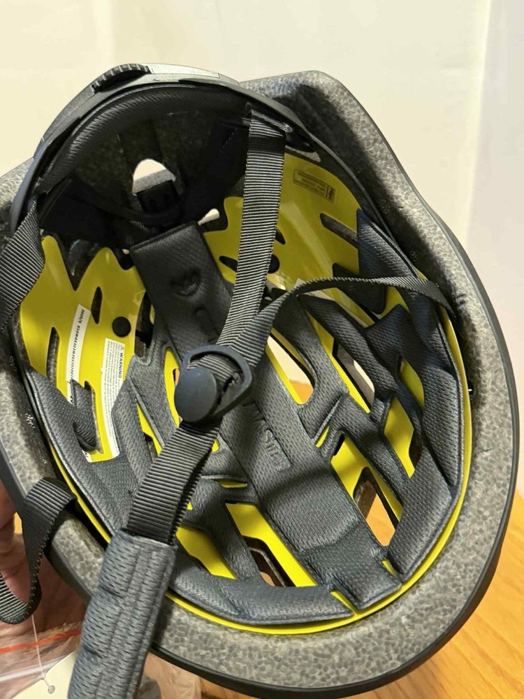 Outdoor Master MIPS Cycling Helmet Medium Black