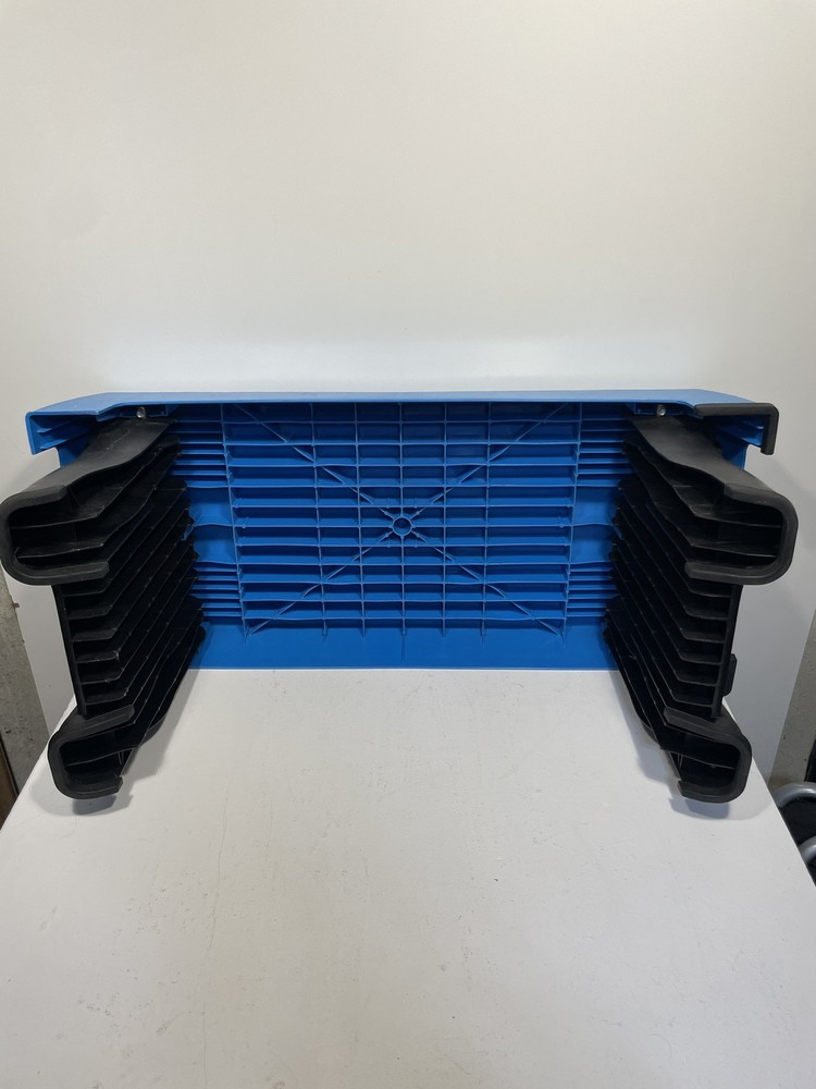 The Firm Box Adjustable Step 7 Rubber Feet - Missing 1 Foot