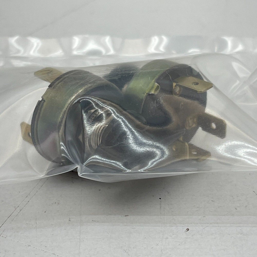 Carling Technologies Selector Switch 4 Position SP3T 1A 125 V Panel Mount Qty 2