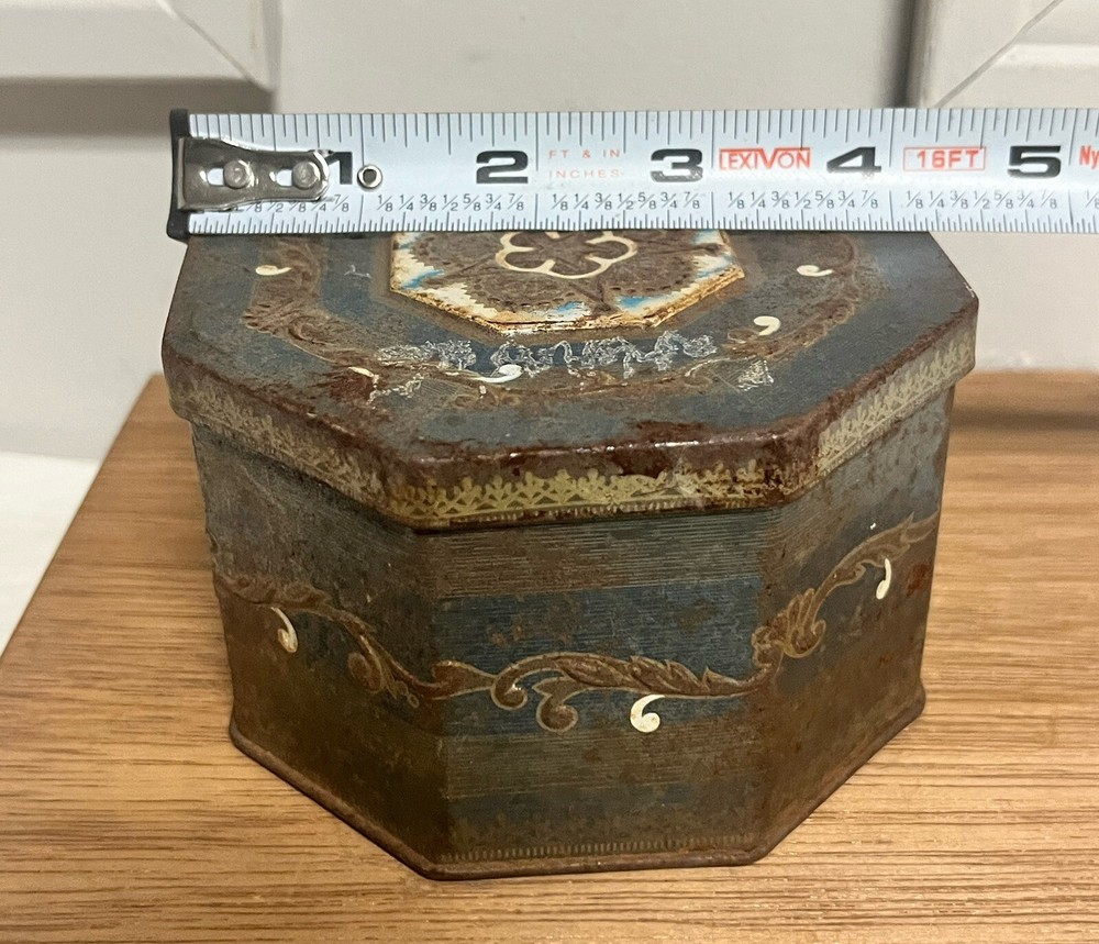 Rustic Tin Container Octagon Rusty