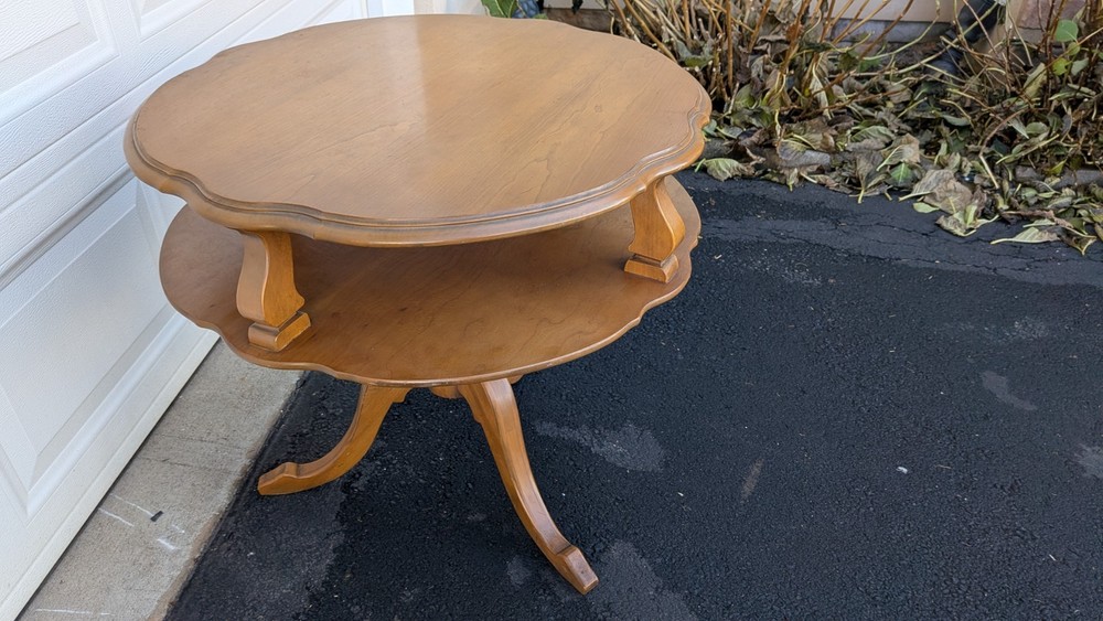 Vintage Round Curio Table 2 Tier
