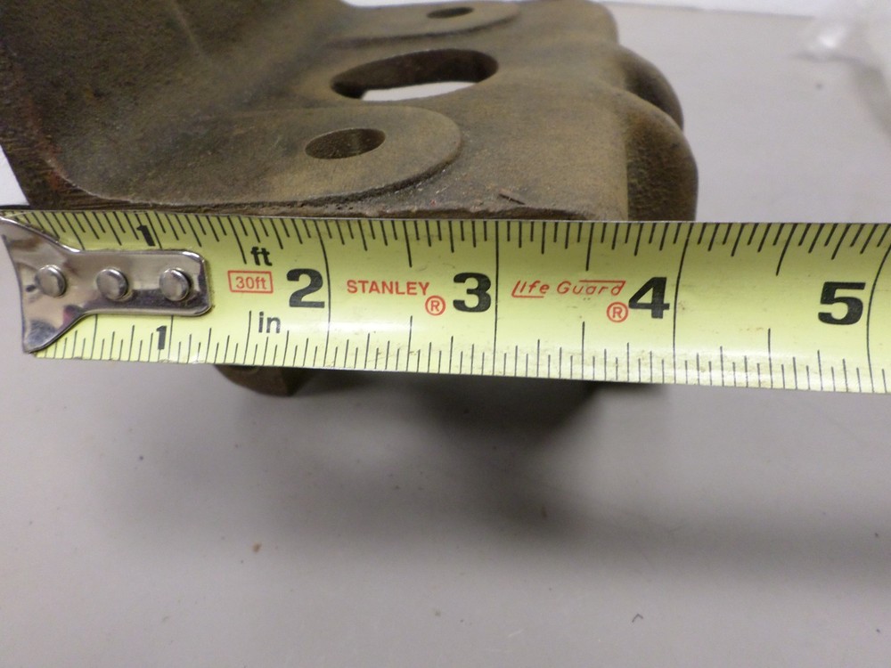 International IH Leaf Spring Hanger L-431