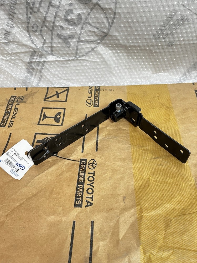 Genuine GM Passenger Side Tailgate Closure Side Hinge 84708311