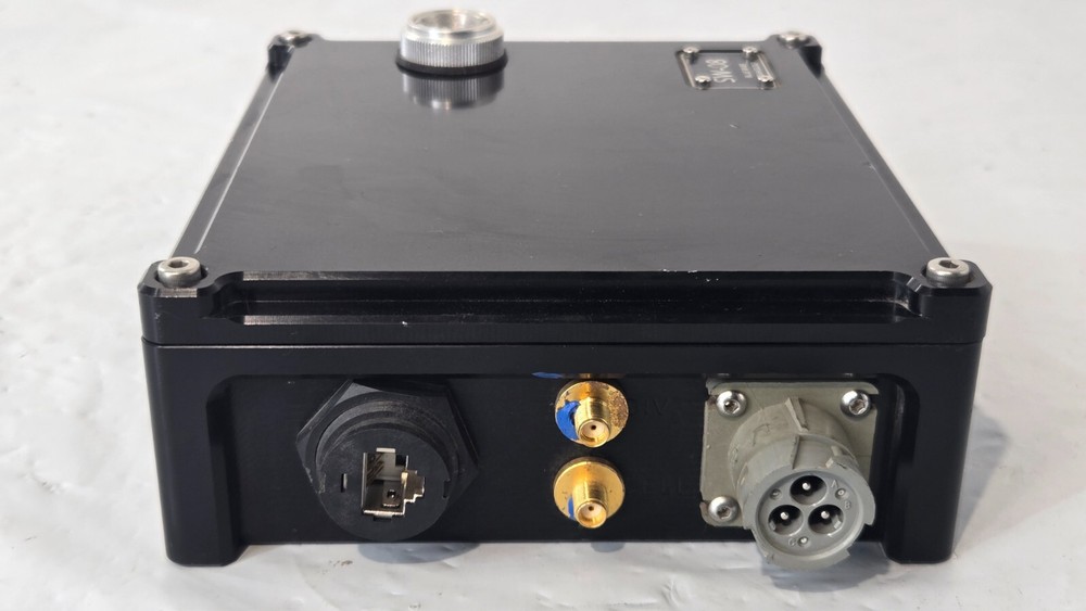 SW-08 BLUE RIVER TECHNOLOGY WITH CABLES