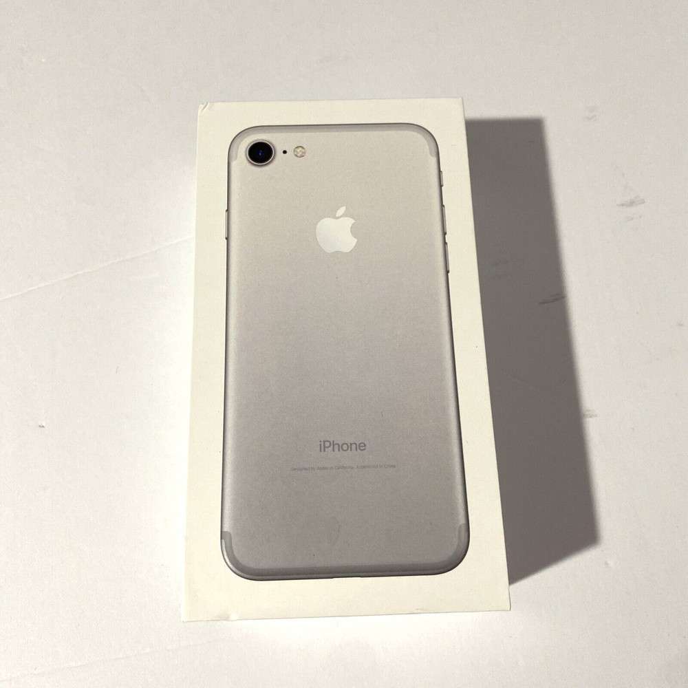 Apple iPhone 7 32 GB BOX ONLY Silver **BOX ONLY**