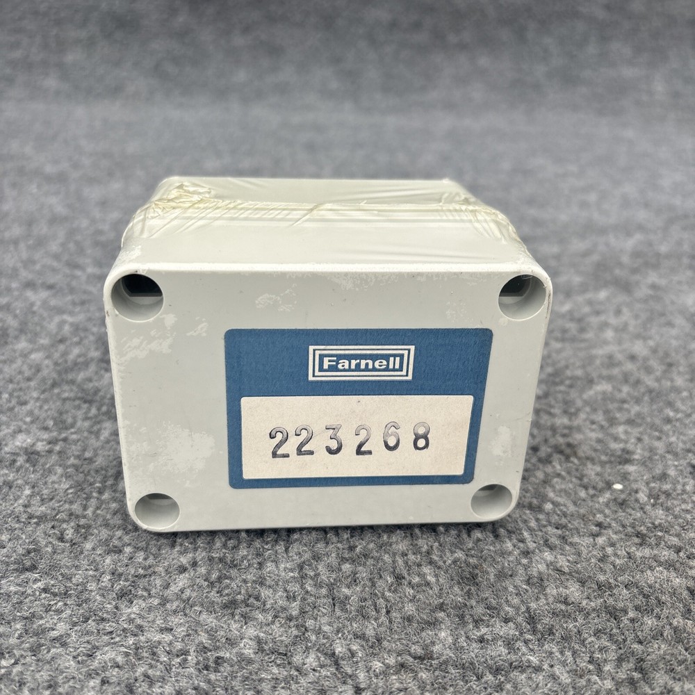 Farnell B85PG Small Polycarbonate Box 223268 New