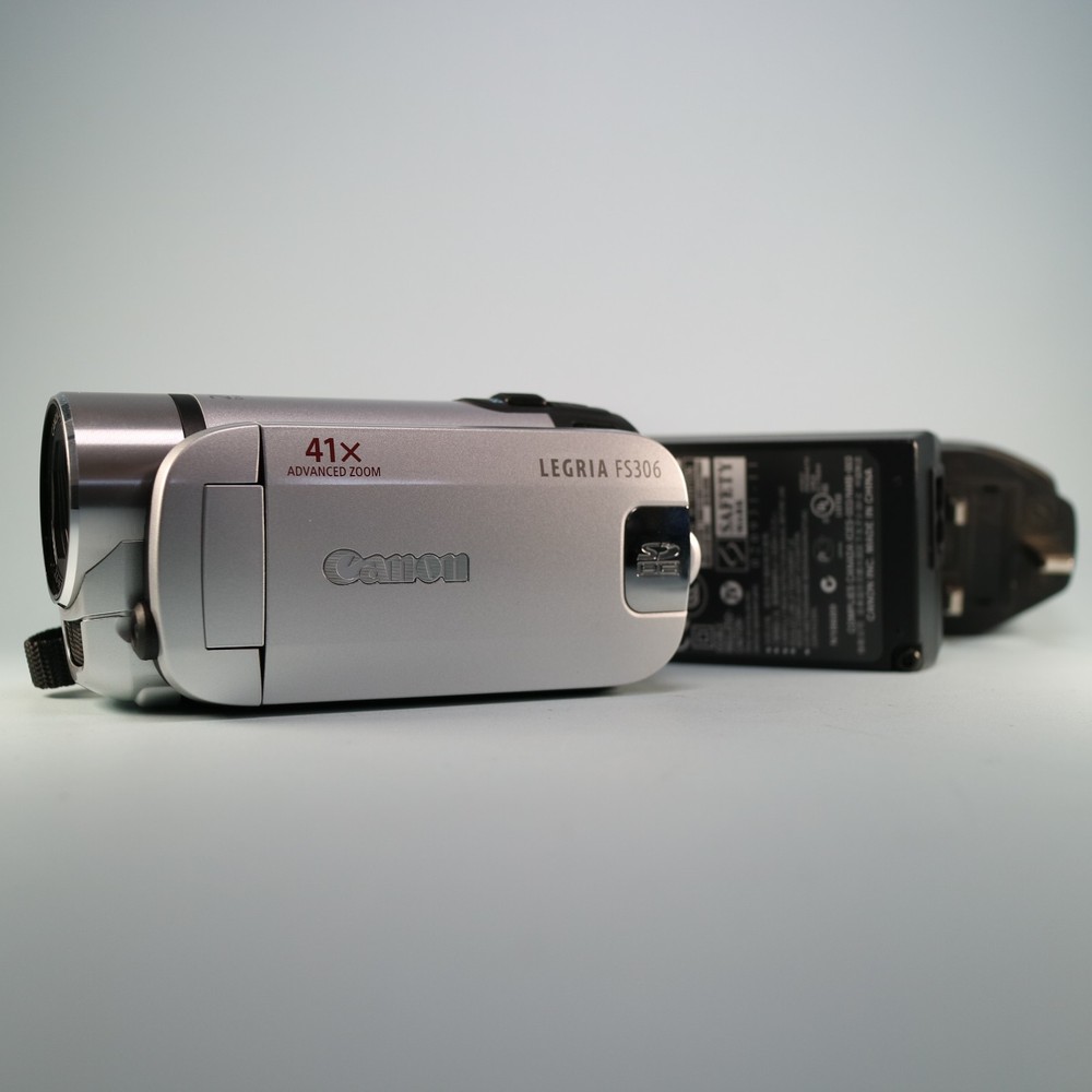 Canon Legria FS306 Handheld High Definition Camcorder Silver Tested