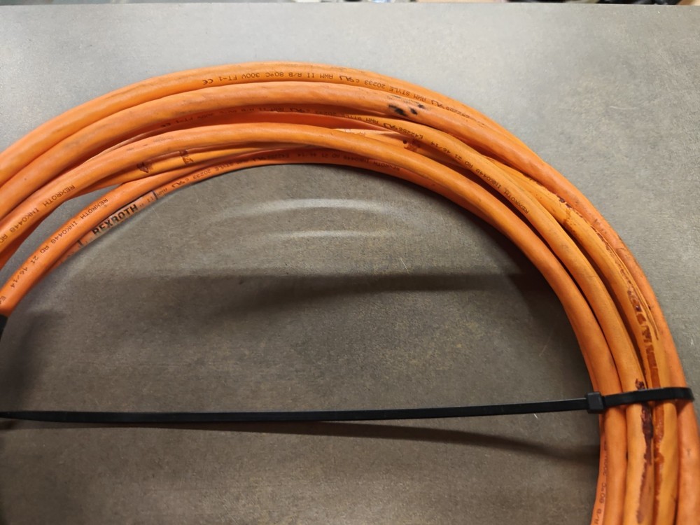 Used Rexroth R911277697 Encoder Cable IKS4374 9M Length