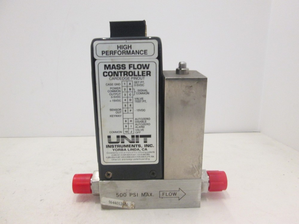 Unit UFC-1100A, Mass Flow Controller MFC, HCL, 1 SLM, Used