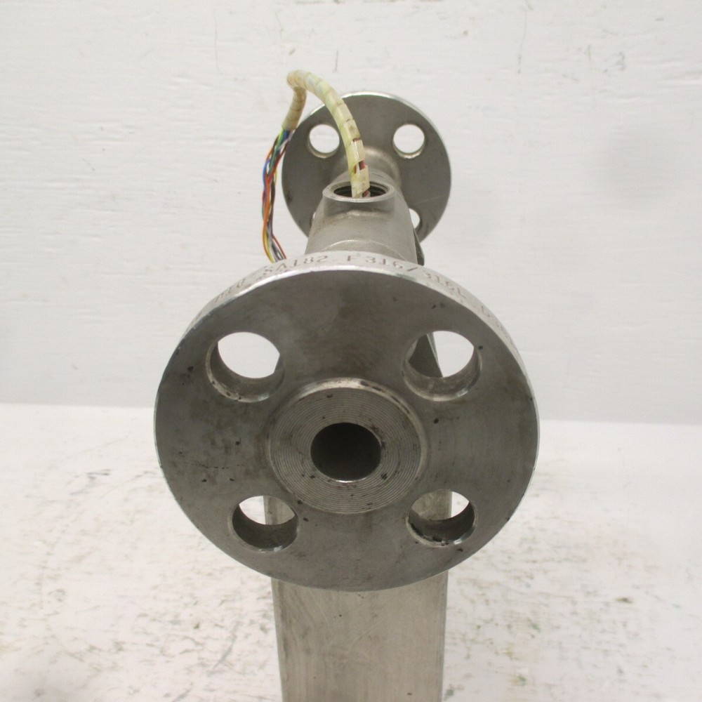 Micro Motion DS040S113 1/2" Mass Flow Sensor Meter Type 3 Missing Transmitter