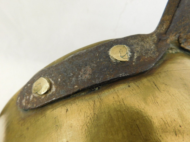 ANTIQUE BRASS STEEL HANDLED POT 1870's PRIMITIVE RUSTIC KITCHEN HAND RIVETED