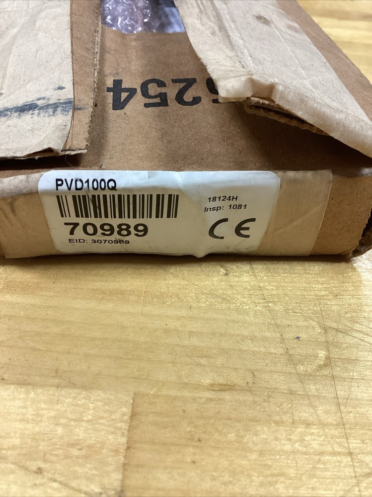 Banner Engineering PVD100Q-76605 Photoelectric Array Sensor