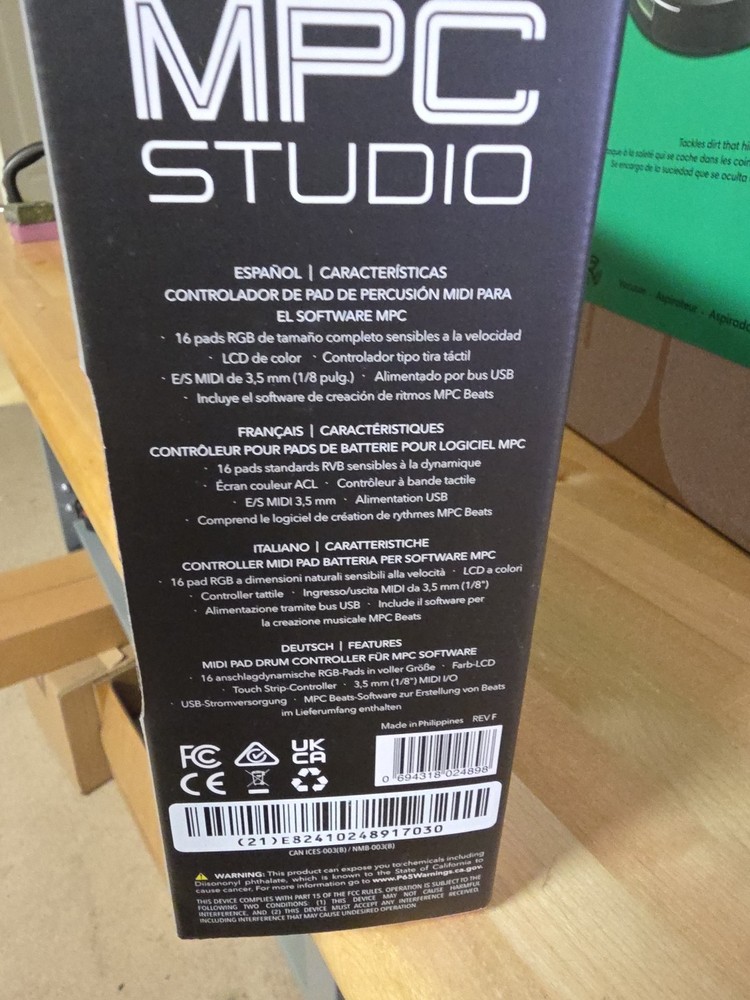 Akai Professional MPC Studio Music Production Controller and MPC Software