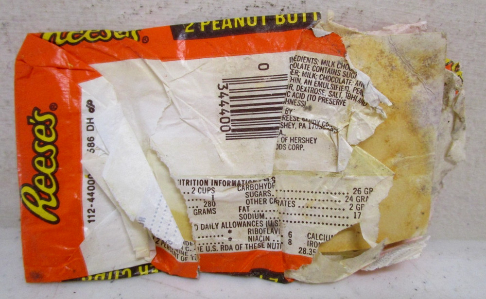 VINTAGE 1980's REESE'S PEANUT BUTTER CUPS WRAPPER EMPTY