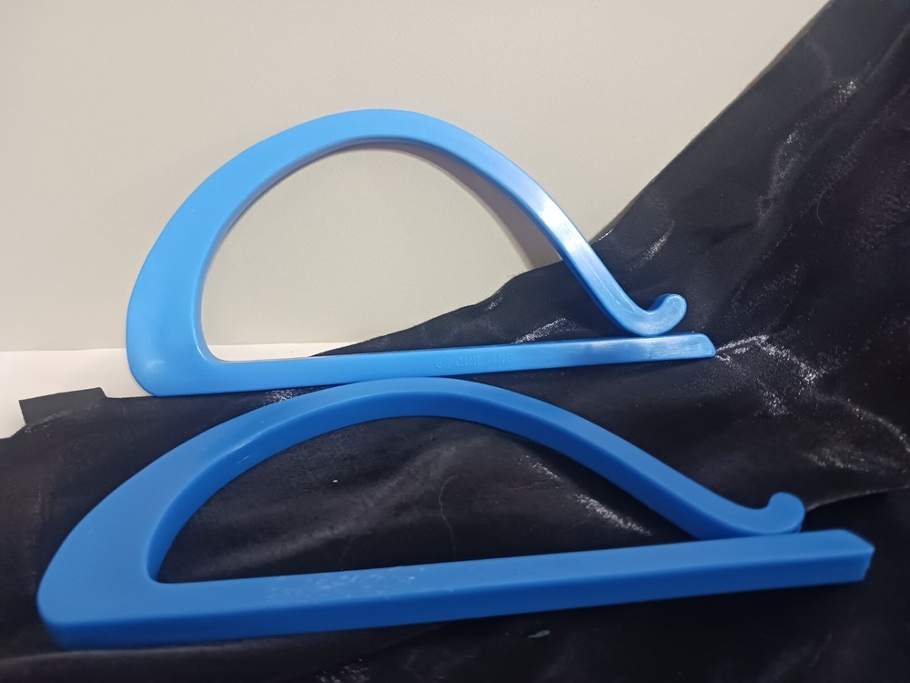 2 "EZ Quilting" Clips