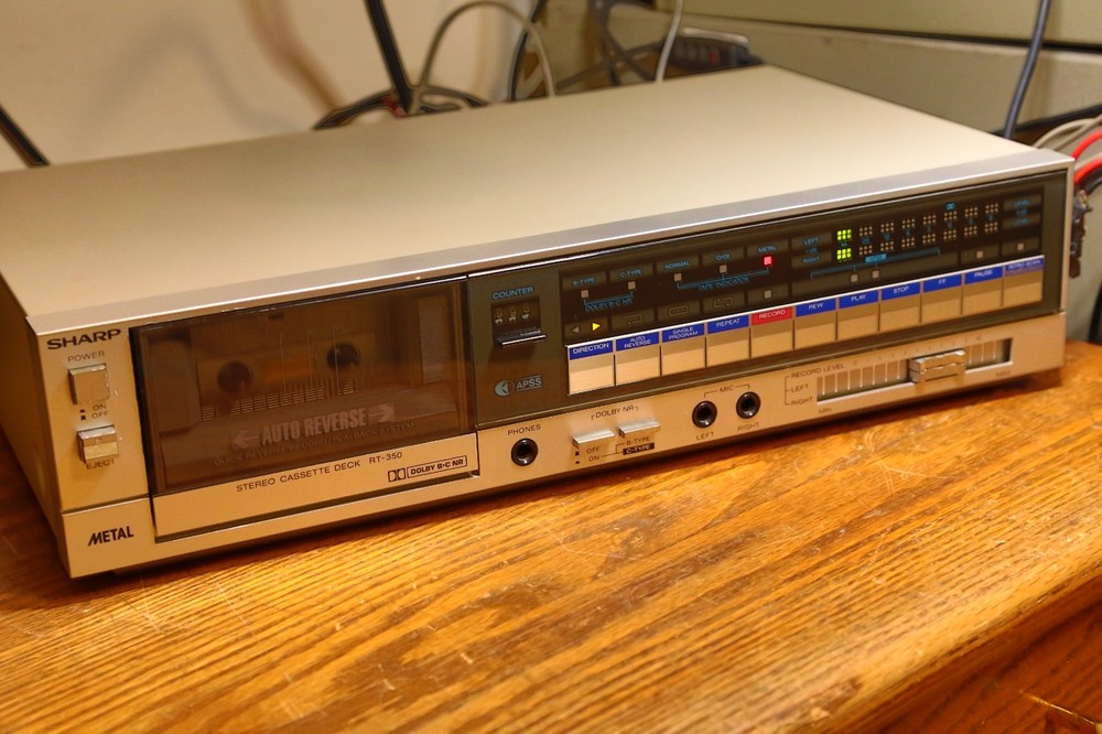 Working Vintage Sharp RT-350 Auto-Reverse Stereo Cassette Deck