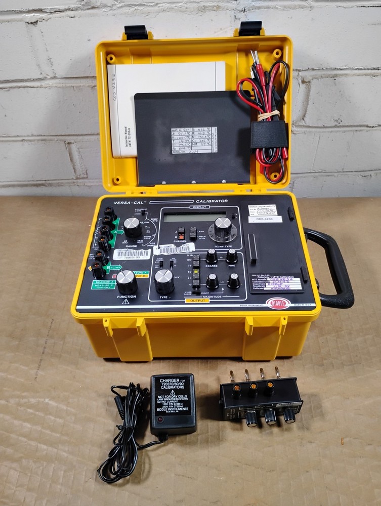 Biddle Versa-Cal Calibrator 720390- UNTESTED SURPLUS / POWERS ON