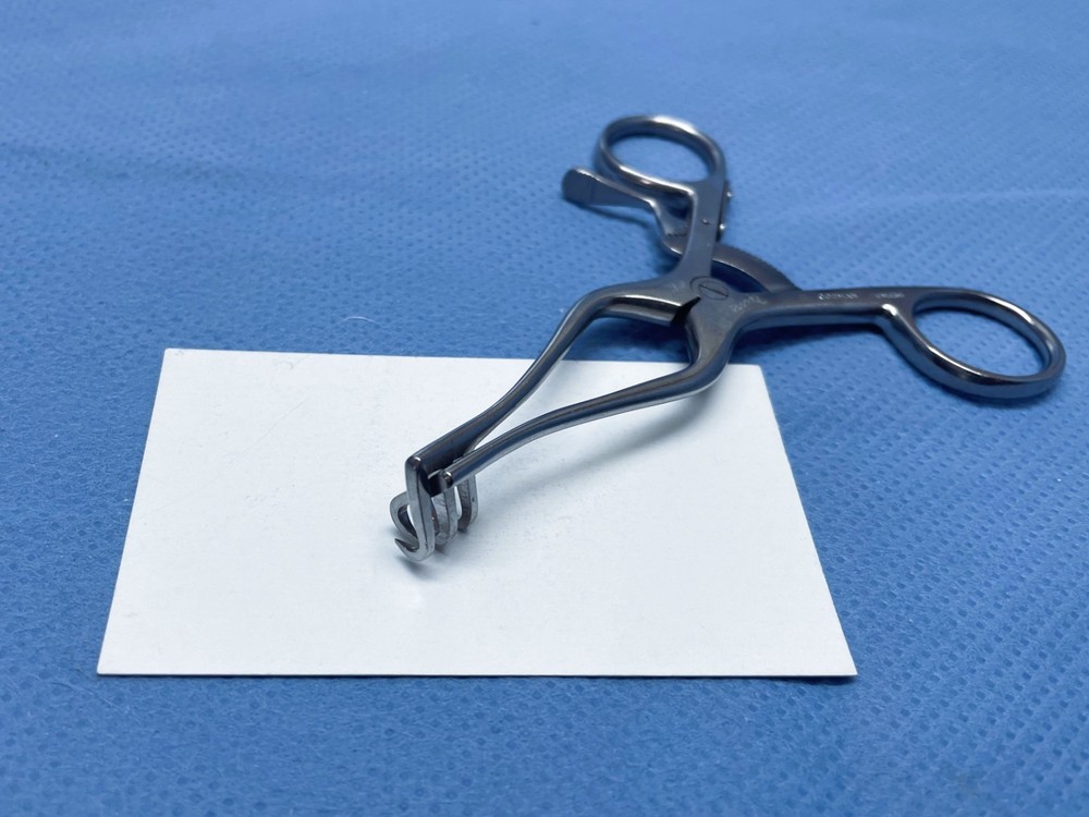 Codman 50-5646 Baby Weitlaner Retractor, 4.5", 2x3, Sharp, Germany