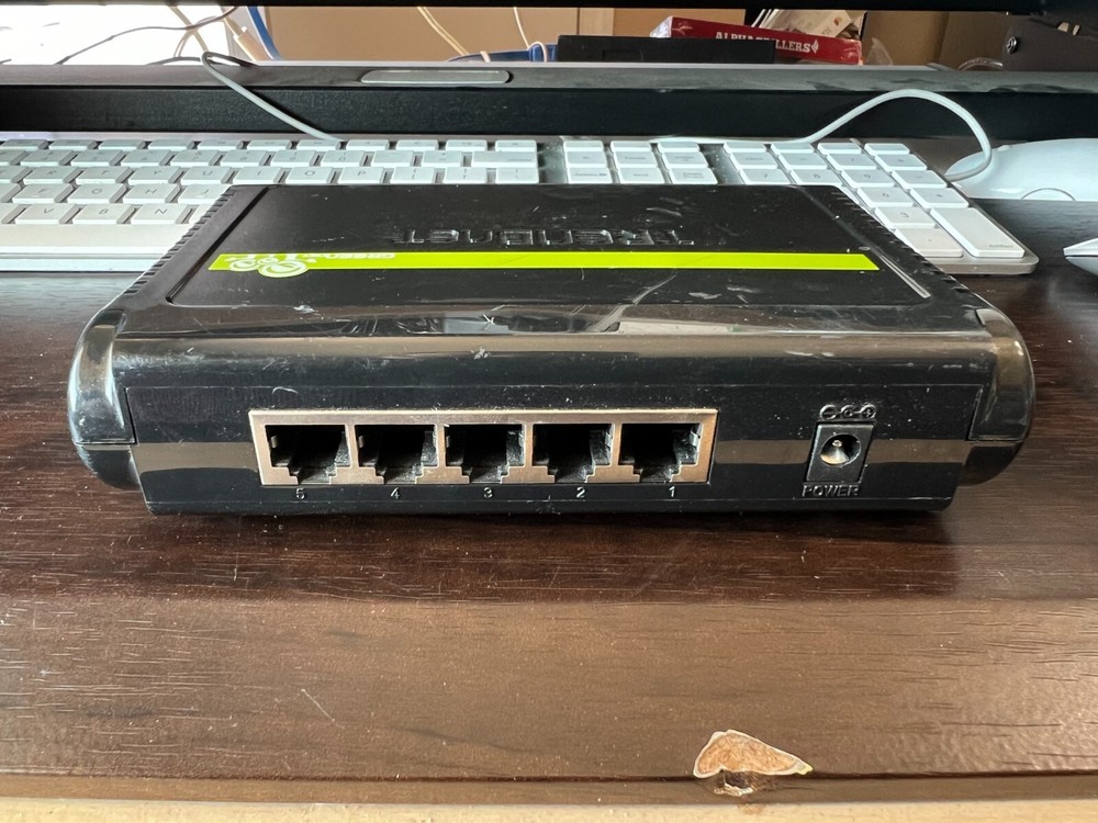 TRENDnet TEG (TEGS5g) 5-Ports External Switch