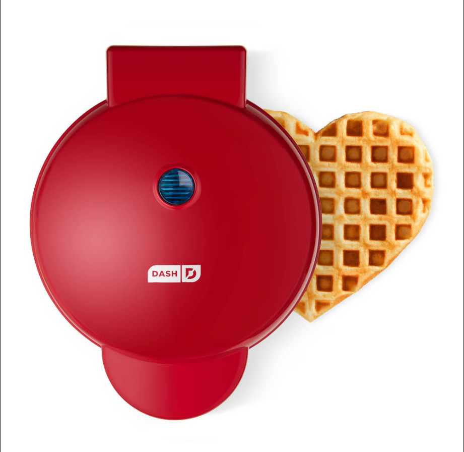 Dash Express Heart Waffle Maker New in Box 8 " Nonstick Surface 1000 Watts