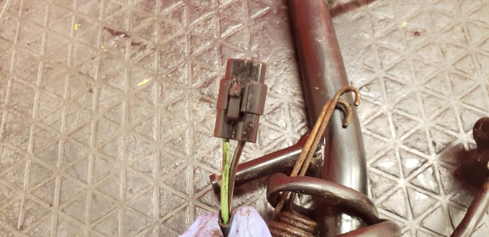 2015 SUZUKI GSXR 750 SIDE STAND