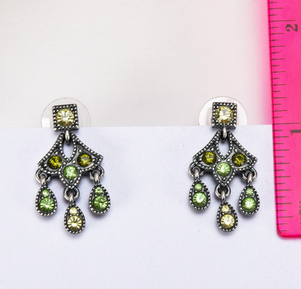 Gorgeous 20s Era Sparkling Green Dangle Earrings