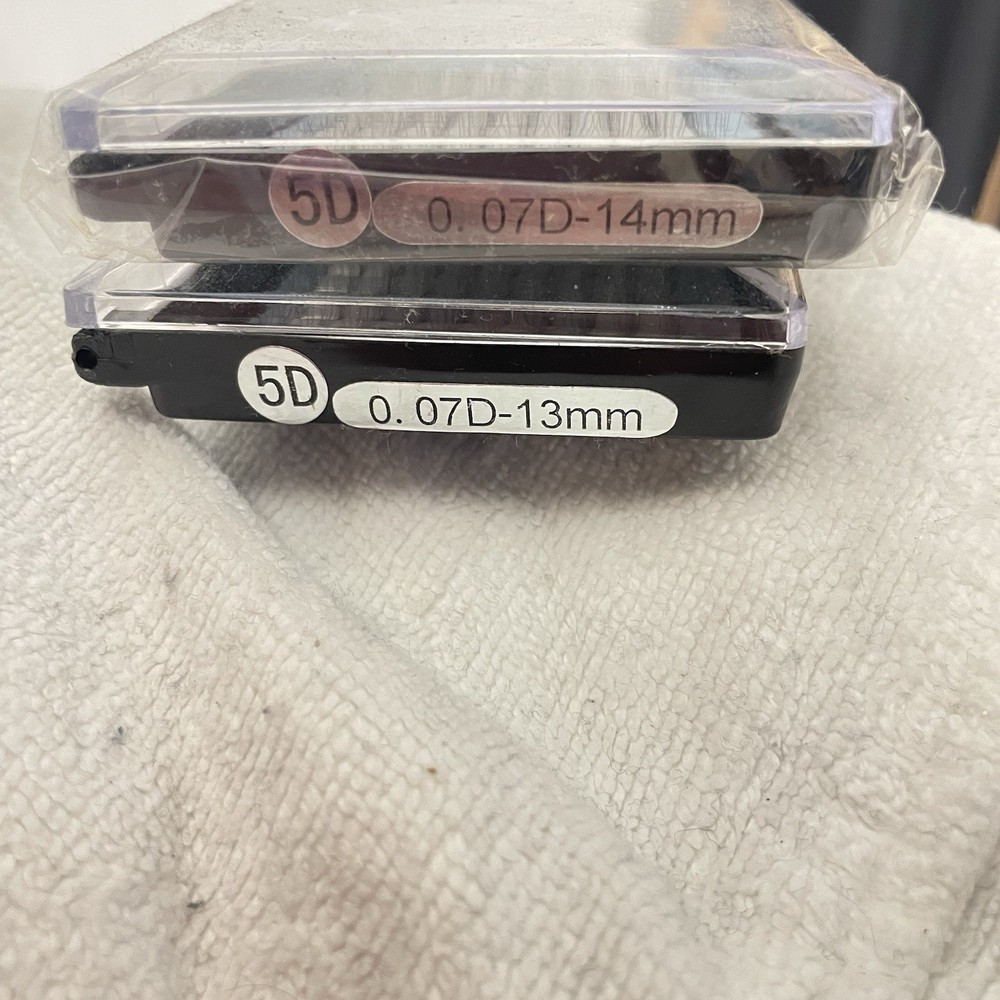 eyelashes extension