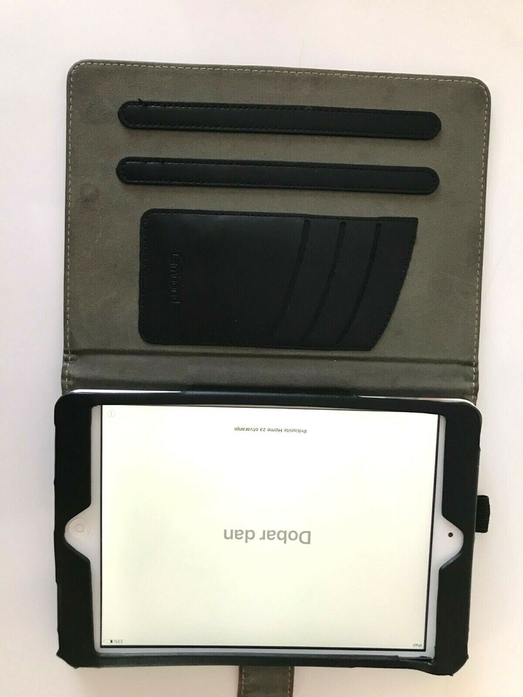 Apple Ipad Mini 2 32 GB WiFi. Silver. Pre-owned. Great Condition.