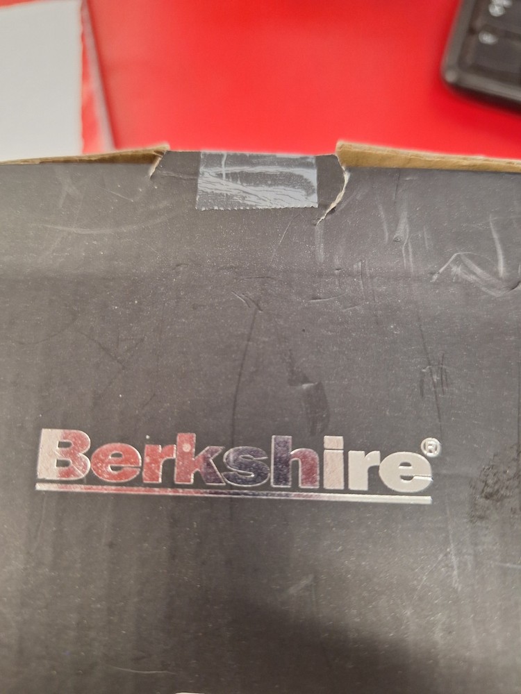BERKSHIRE TOUCH SPEAKER BOOMBOX