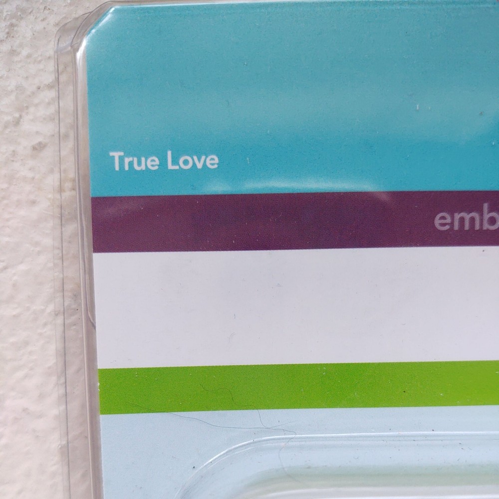 Cuttlebug Embossing Plates True Love All-In-1 System Card Kit Positive Negative
