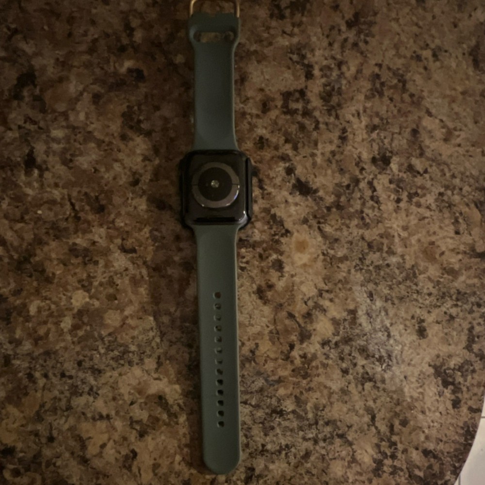 Smart Watch Green Silicone Band Black Plastic Case
