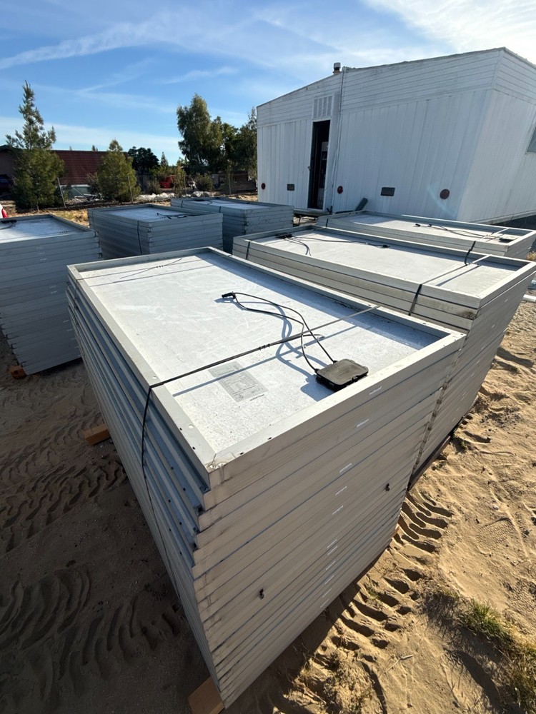 (23) Lifeline 300W Used Solar Panel | Pallet Pickup | Lancaster CA 93535