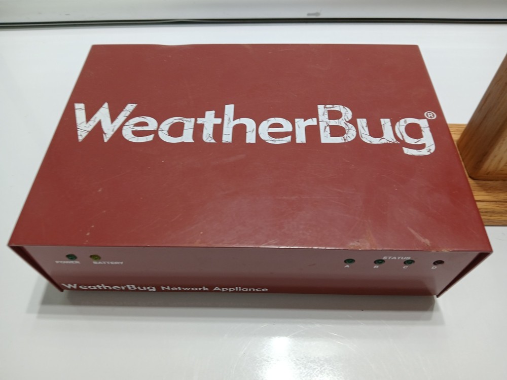 Weather Bug Network Appliance Tracking Station Data Logger Internet Transmitter