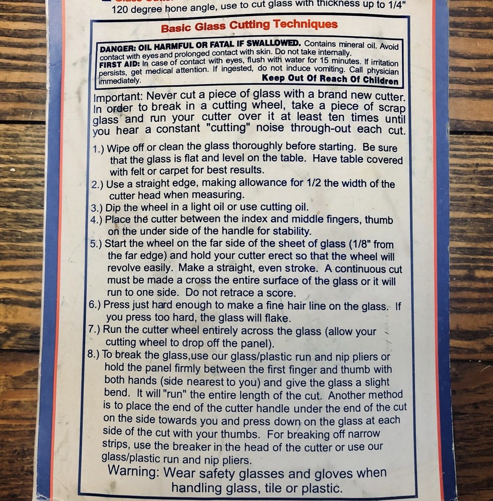 NEW Glass Cutting Tool Kit