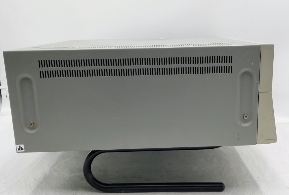 SONY VP-7020 VIDEOCASSETTE PLAYER