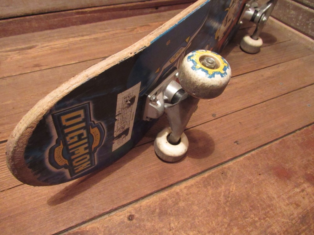 Sport Fun SKATEBOARDS Complete DIGITAL DIGIMON MONSTERS Skateboard
