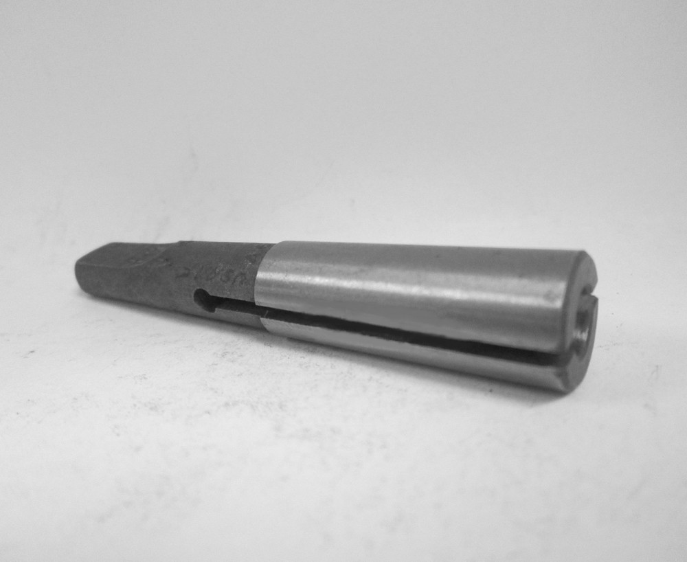 Glenzer #71121  #51 to MT1 Split Sleeve Drill & Reamer Driver