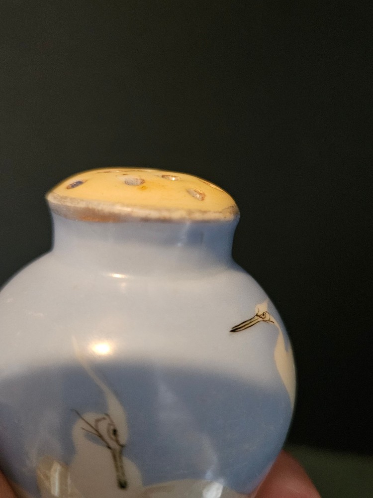 Nippon Crane Pattern Salt and Pepper Shakers - No Corks