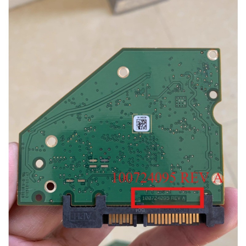Seagate Board Number:100724095 REV A HDD PCB