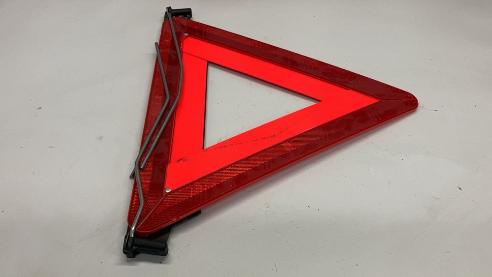 Bmw X5 08-10 Warning Triangle