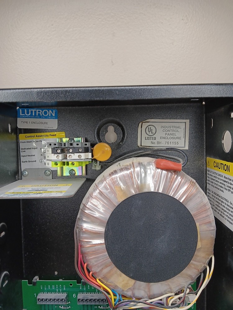 Lutron QSPS-10PNL Output Sivoia QED Smart Panel