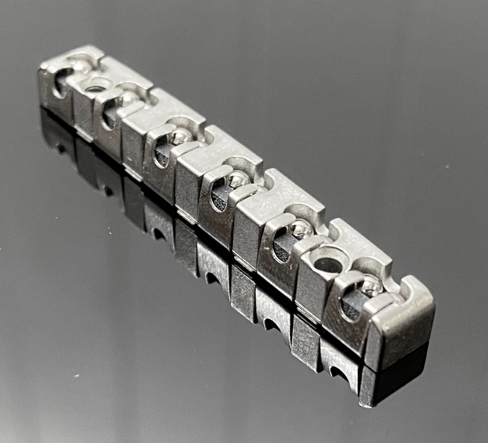Genuine Fender LSR ROLLER NUT Assembly for Stratocaster Strat
