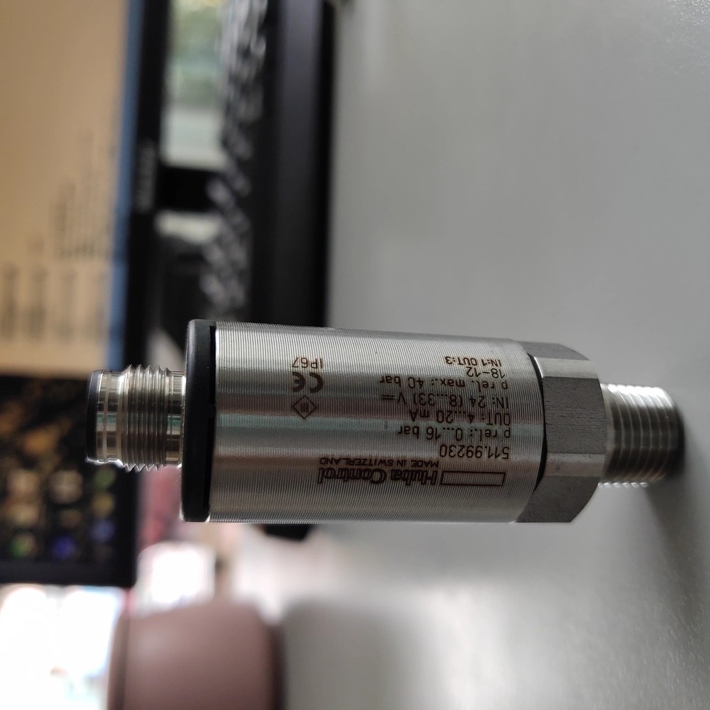 1pcs HUBA control 511.99230 pressure sensor