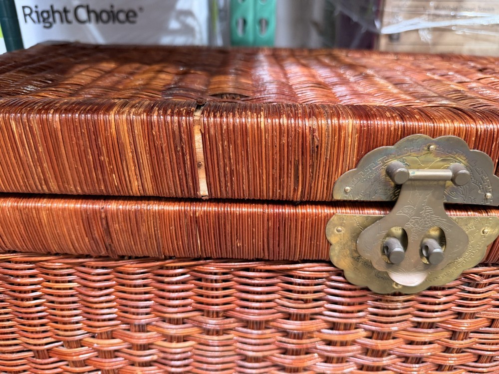 Vintage Wicker/Rattan Storage Trunk