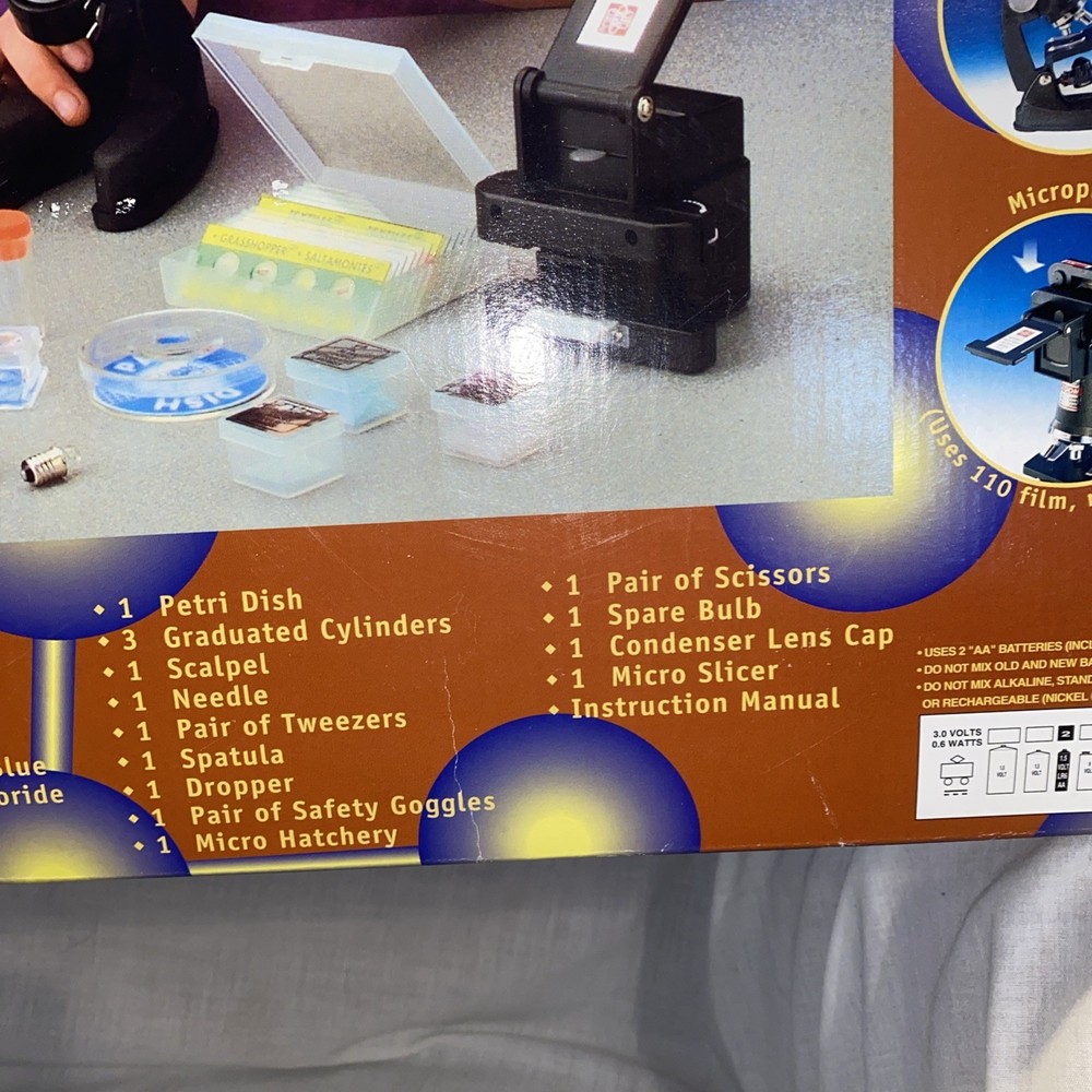 Science tech deluxe microscope 78 Pc Set Inbox Never Opened
