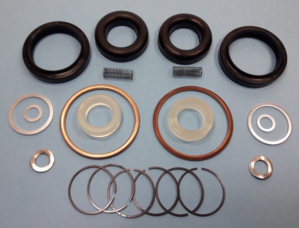BMW Fork Gasket Set for BMW /5, /6, /7