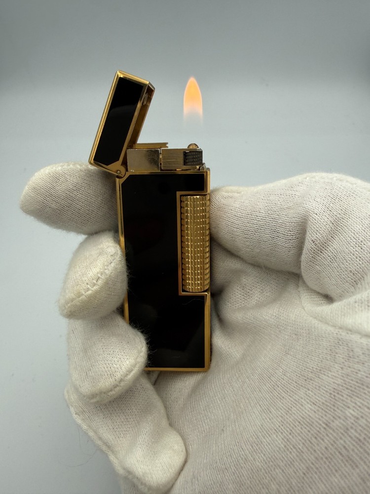 Mint Working Dunhill Gas Lighter Black with box