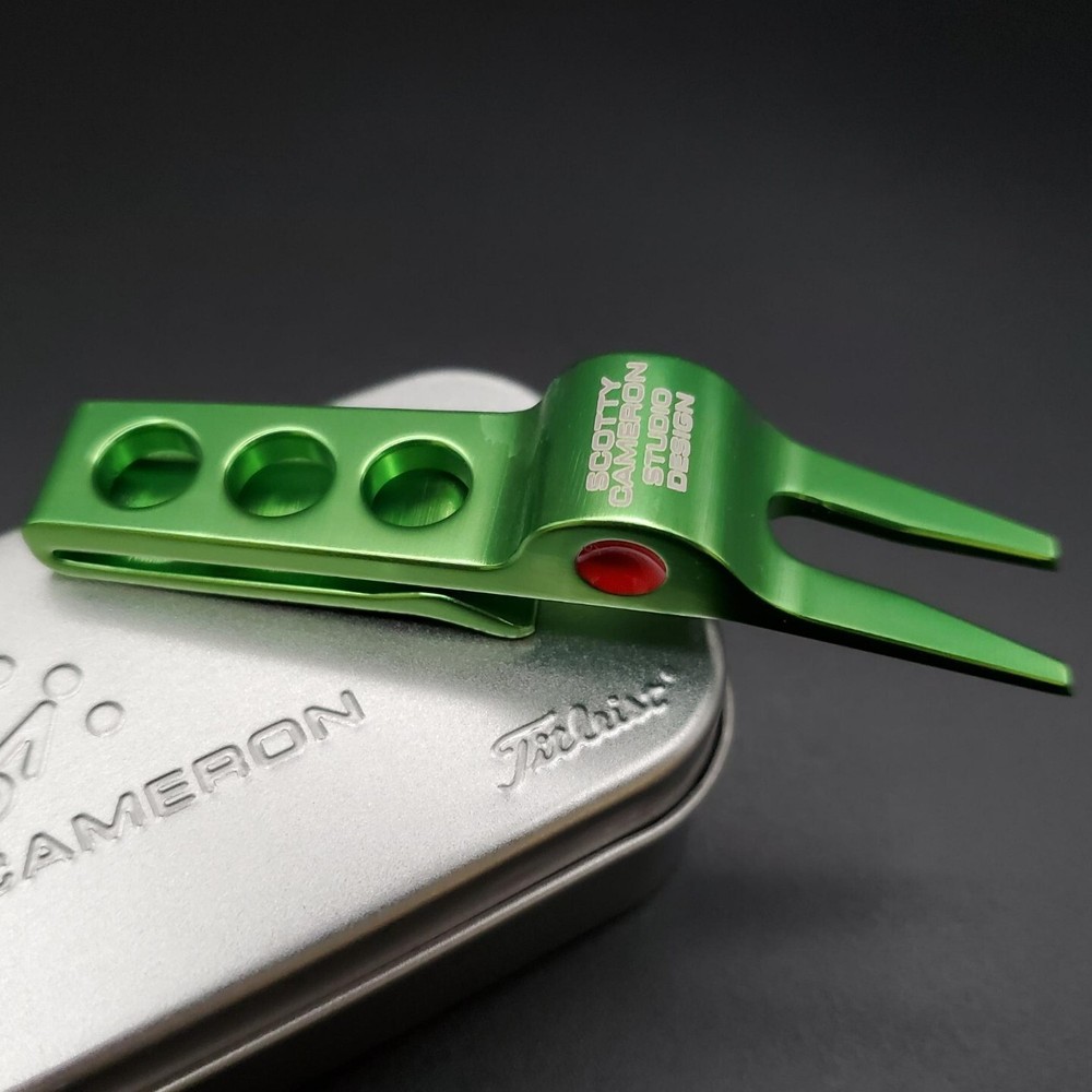 SCOTTY CAMERON 2017 MINI CROWNS PIVOT TOOL