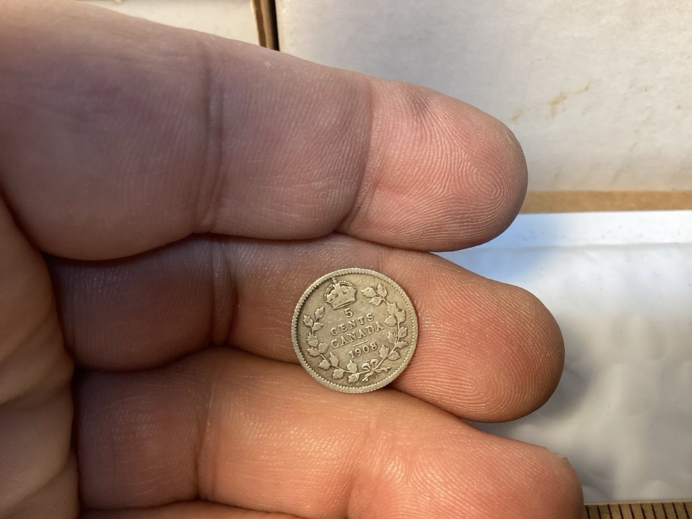 1908 Canada Silver 5 Cent Coin Very Nice Condition!
